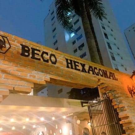 Beco Hexagonal entrada