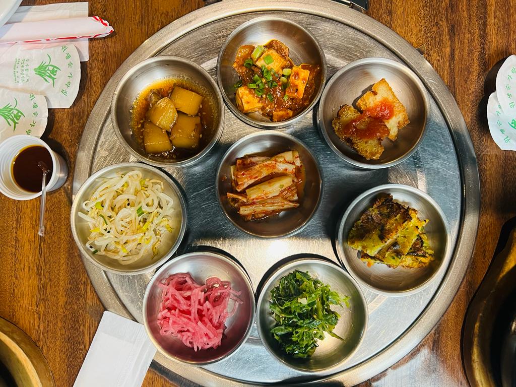 Bicol Korean Cuisine acompanhamentos
