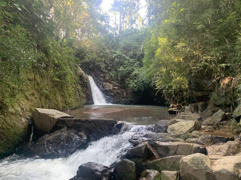 Cachoeira das Andorinhas andradas