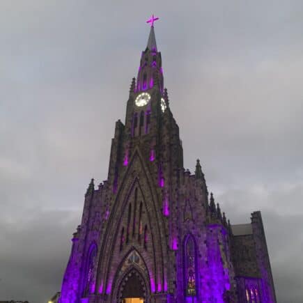 Catedral de Pedra de Canela noite