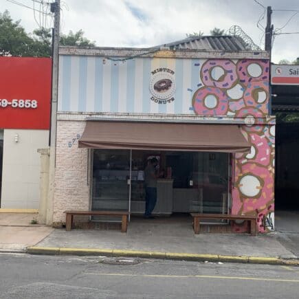 Mister Donuts entrada