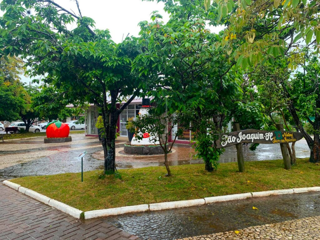 Praça Cesário Amarante onde possui o posto de informação na cidade